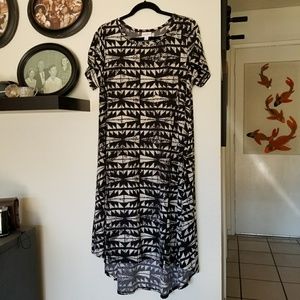 EUC Lularoe Carly Dress - Black Tribal